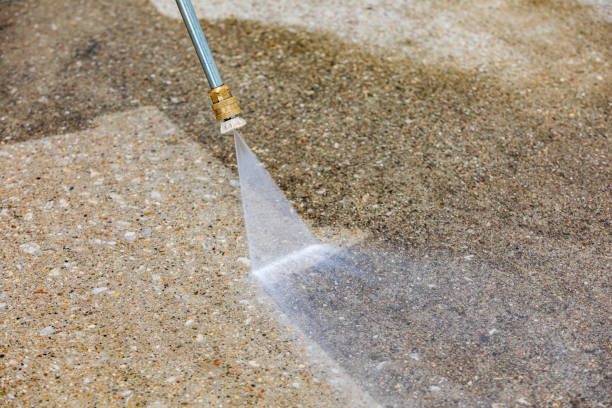 Best Pool Deck Cleaning in Jamestown West, NY